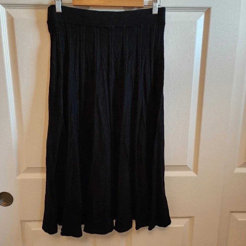 TAHARI Black A-Line Midi Sweater Skirt Large